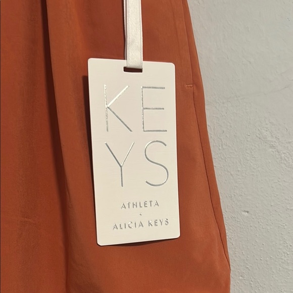 Orange athleta alicia keys  Shorts with Relaxed Fit and Lightweight Fabric - Picture 3 of 5